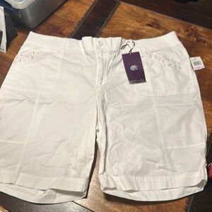 Gloria Vanderbilt NWTs shorts size 22wW